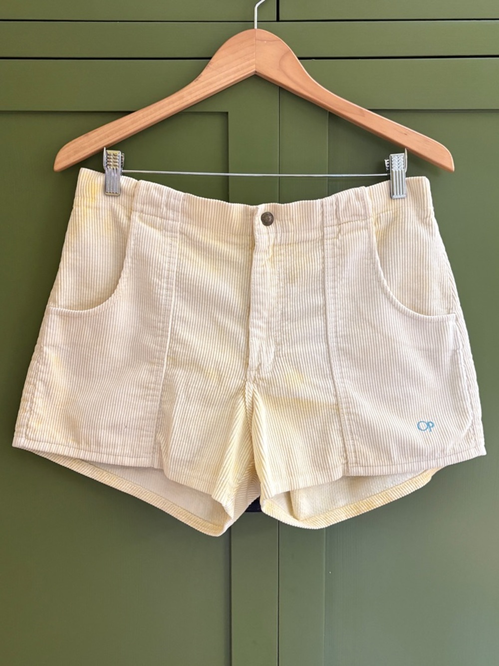 Vintage OP corduroy shorts size 34